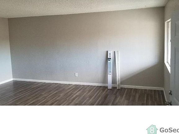 2nd image of 1037 W 108th St APT 4