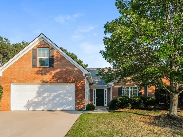 833 Creek Bottom Rd, Loganville, GA 30052