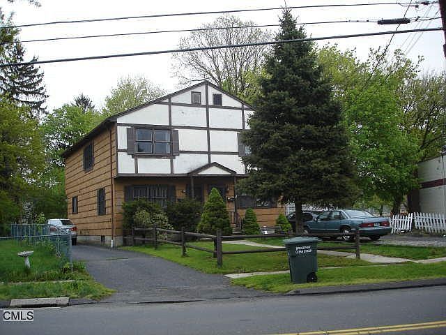 2nd image of 1066 Brooklawn Ave