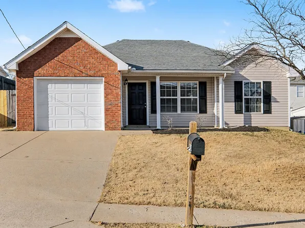 1228 Shannon Ln, La Vergne, TN 37086