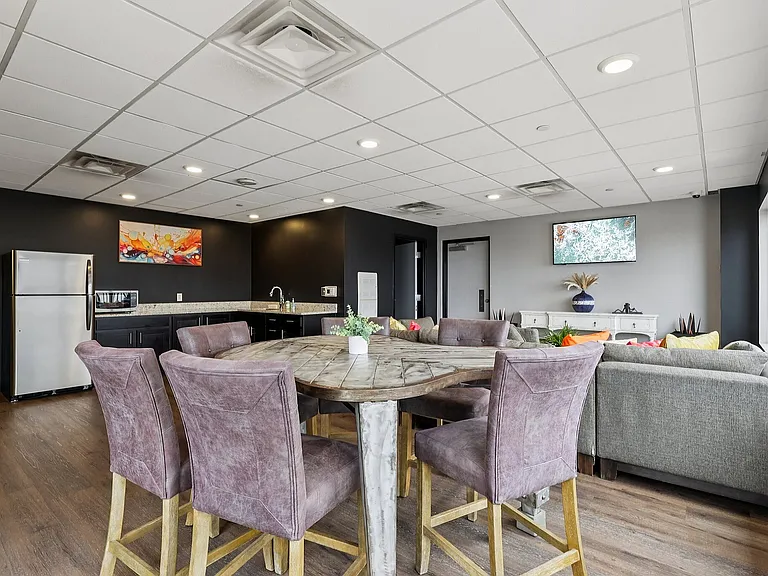 71-web-or-mls-Penn Ave-2409-906