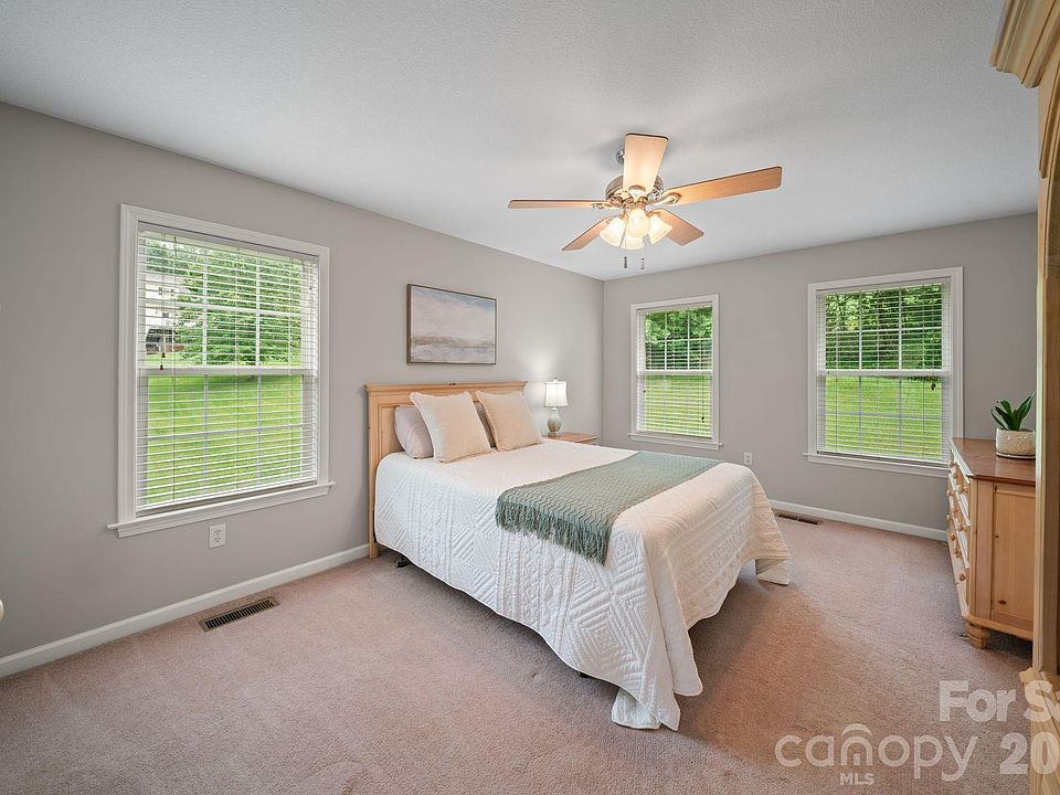 77 Sherry Ln, Leicester, NC 28748 | MLS #4366038 | Zillow
