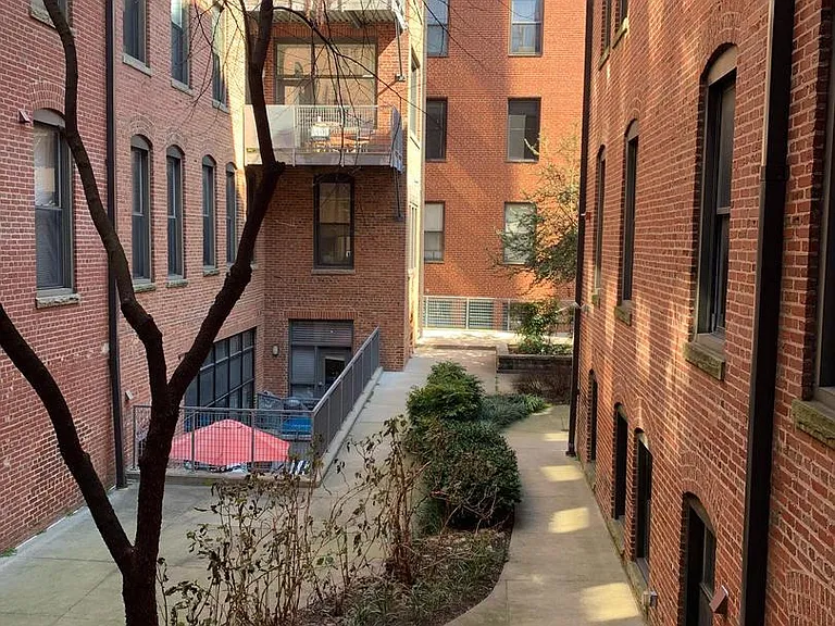 1211 Light St #204 — Photo 29