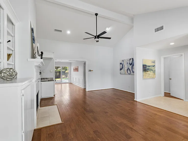 5410 Indigo St — Photo 7