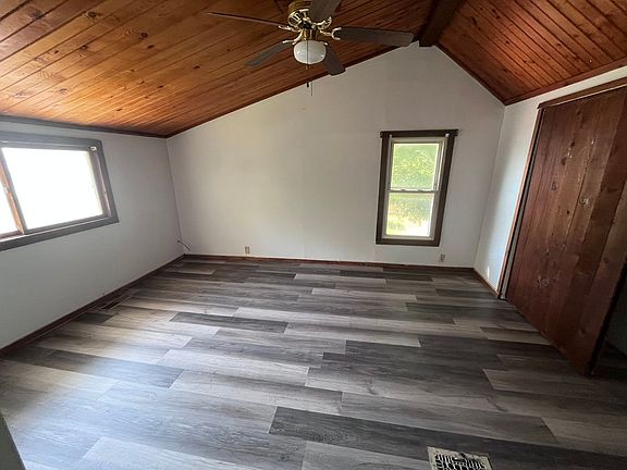 2nd image of 1002 Washington St