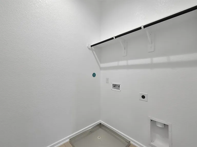 543 Longleaf Pine Dr — Photo 7
