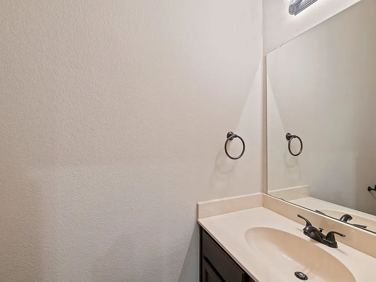 339 Orbit Dr — Photo 20
