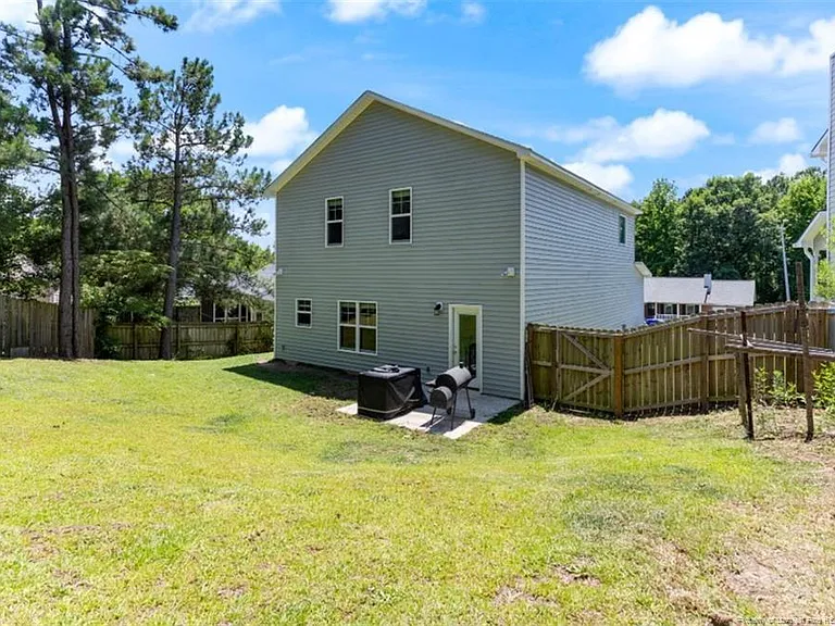 349 Abbottswood Dr — Photo 3