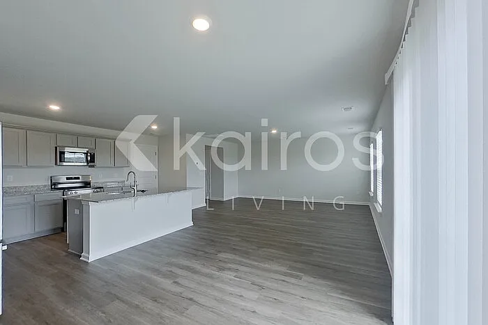 45 Springdale Rd — Photo 7