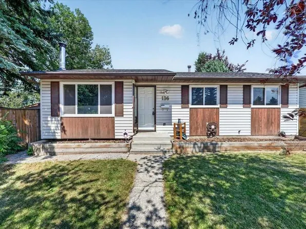 136 SE Templeview Pl NE, Calgary, AB T1Y 3S2