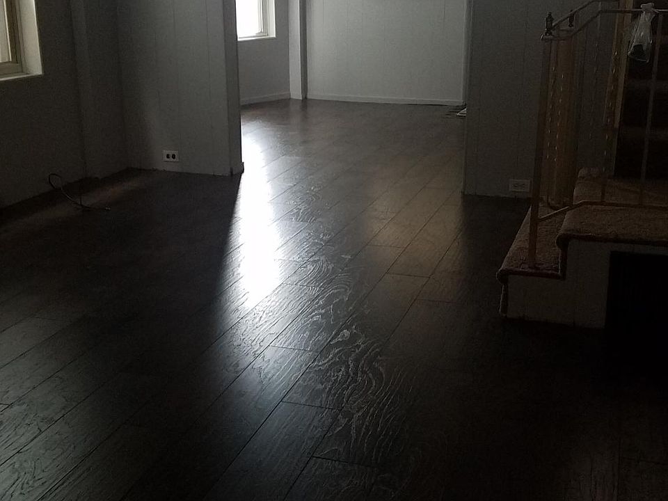 2nd image of 1329 Genesee St