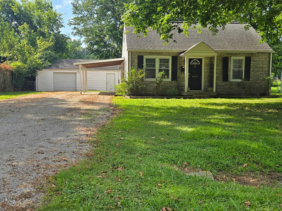 4892 Charlotte Dr