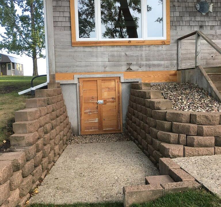 1st image of 25411 McClelland Dr