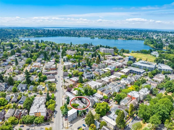 6515 5th Avenue NE, Seattle, WA 98115