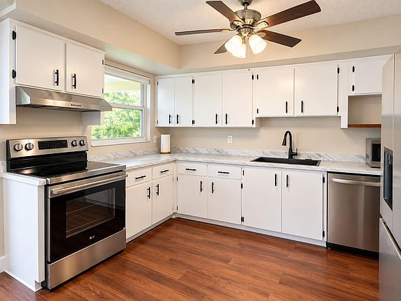 5th image of 7389 SE FLAMINGO Way