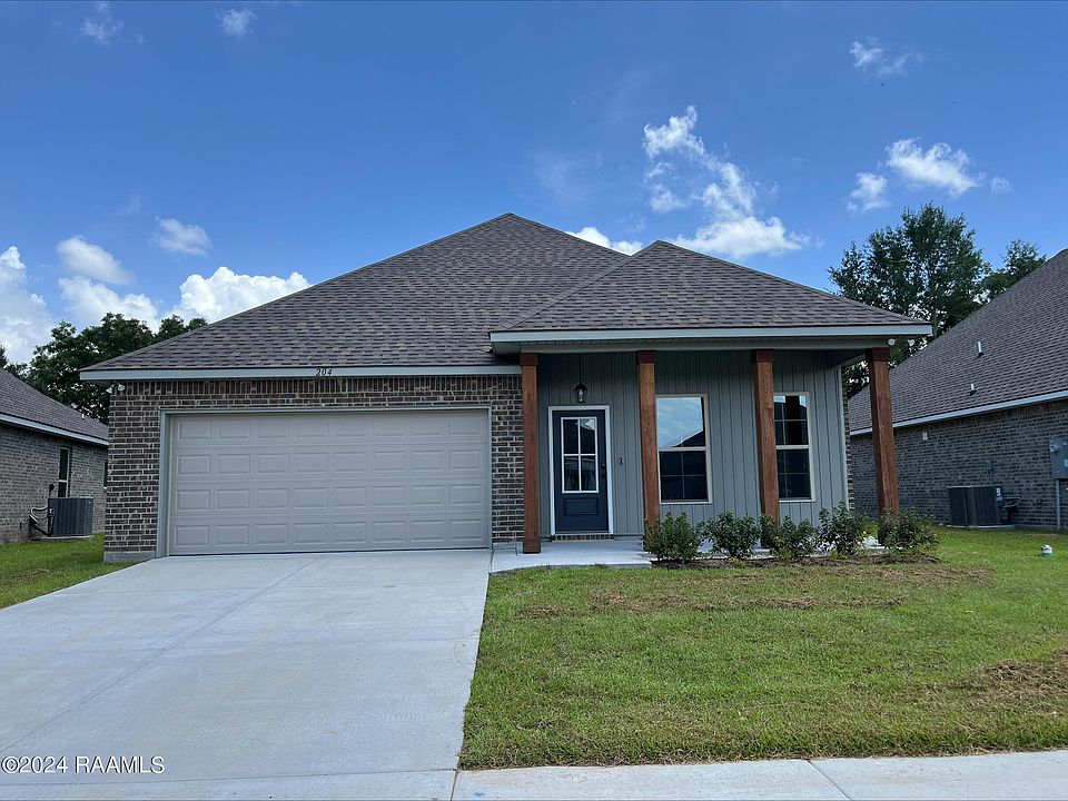 1st image of 204 Barnsley Dr