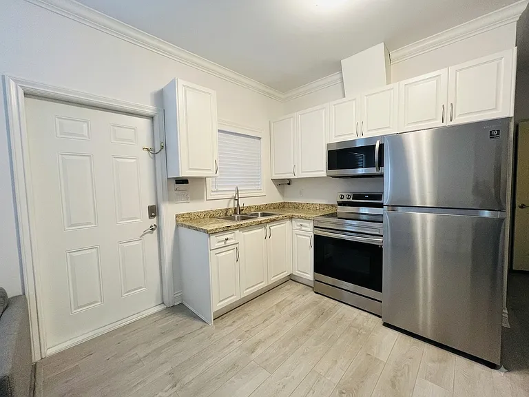 10260 Williams Rd — Photo 3