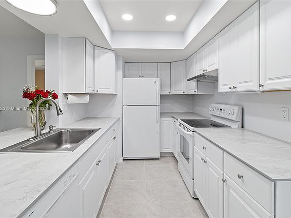2nd image of 3290 SE Aster Ln #D257