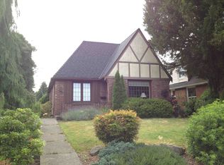 8015 21st Ave NE, Seattle, WA 98115