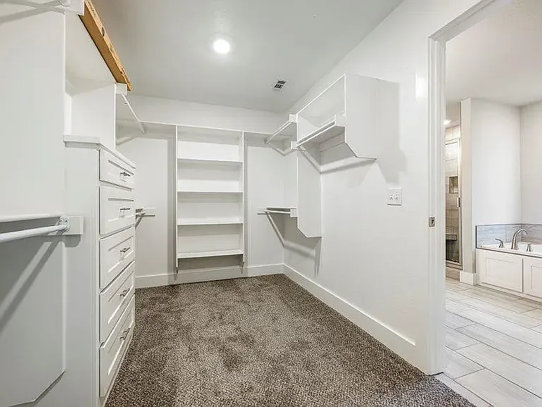 1 Pendeen Ln — Photo 12