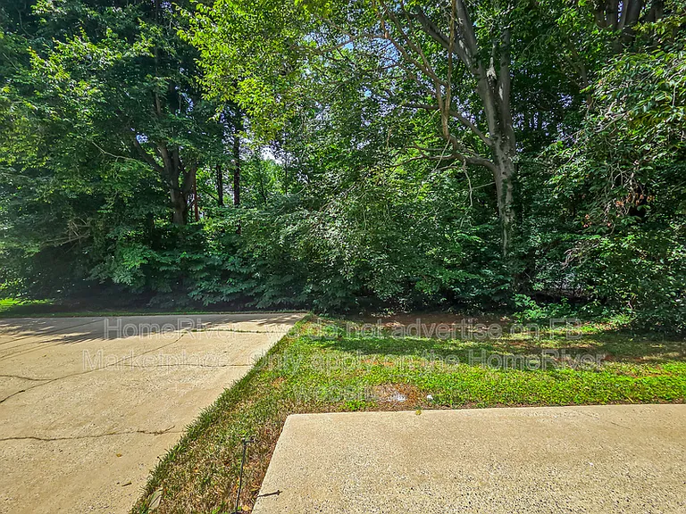 3002 Club Dr — Photo 21
