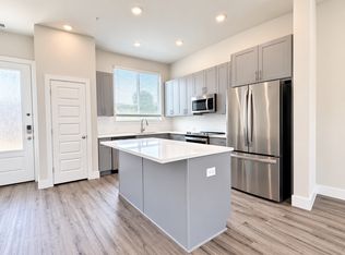 700 W Bedford Euless Rd #206, Hurst, TX 76053