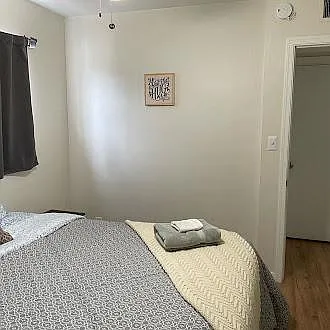 4 bed, 2.0 bath, 2000 sqft, $1,139 — Photo 4