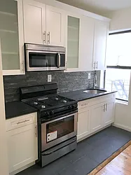 Rented by Uptown Flats LLC