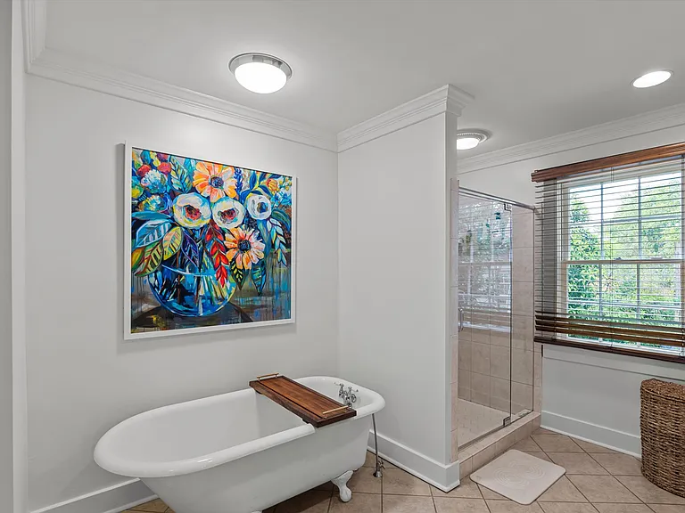 2509 Bellevue Ave — Photo 28