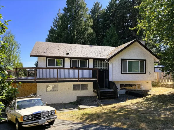 921 Coburn Pl, Ladysmith, BC V9G 1N8