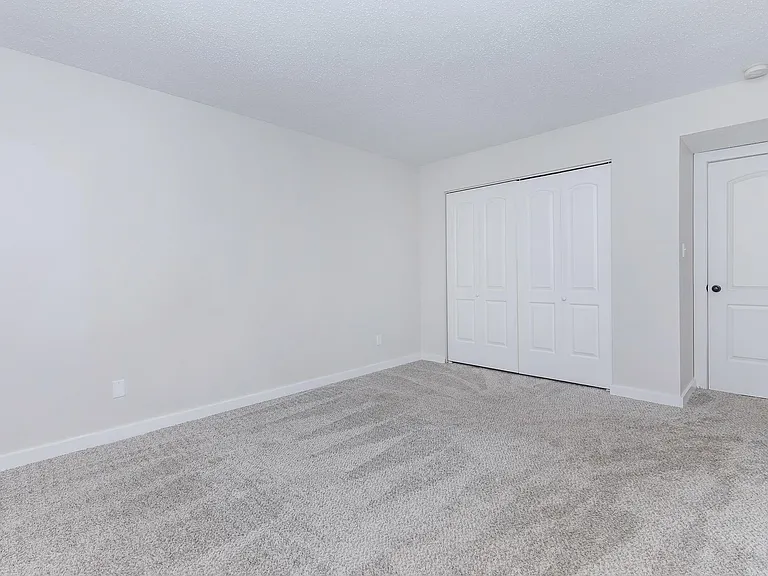 Finn Apartments — Photo 8