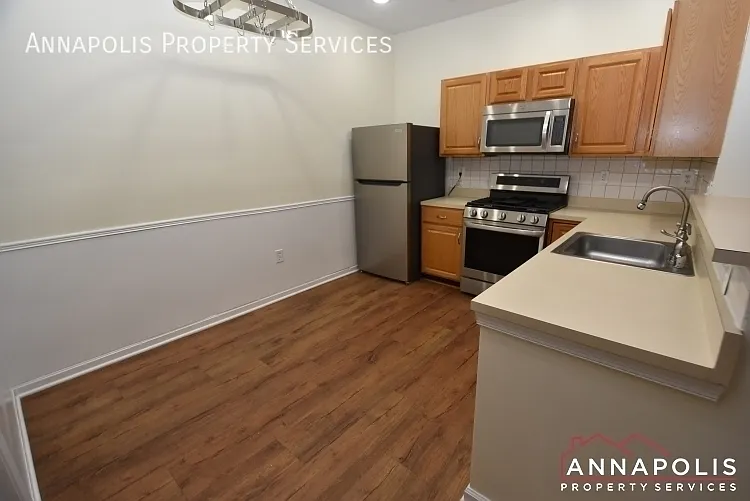 8725 spring brook way — Photo 4