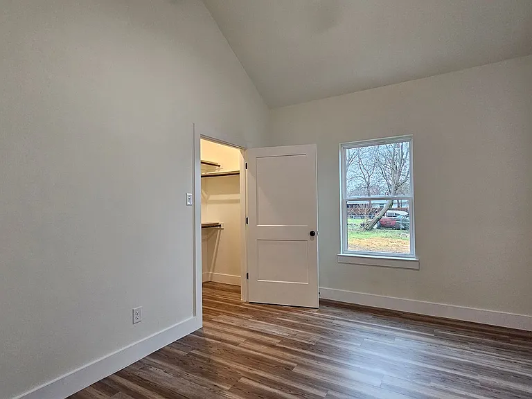 1700 Kendolph Dr — Photo 13