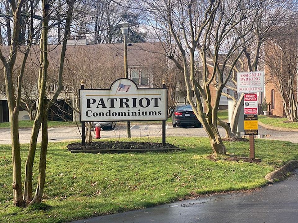 1st image of 300B Patriot Ln