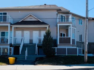 1230 Marenger St #2, Ottawa, ON K1C 1S2