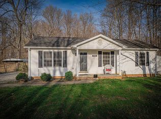 7390 Main St, Wadesville, IN 47638