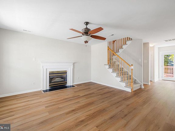 5th image of 6997 Hawks Hill Ln