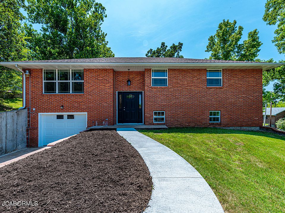 1st image of 2415 Allison Dr