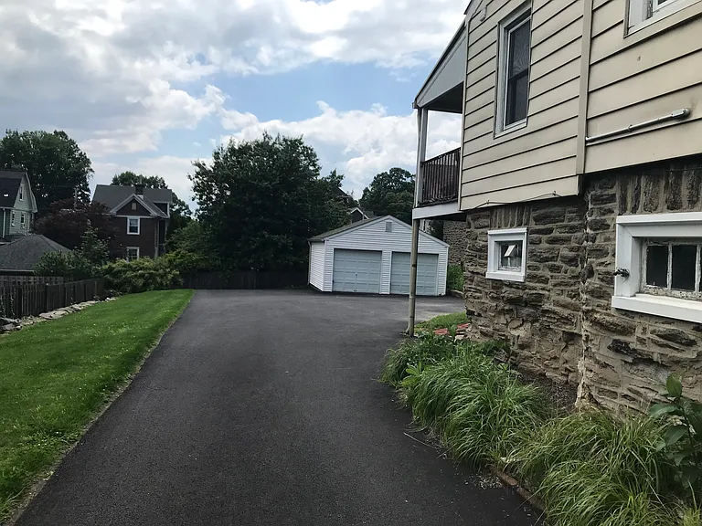 123 Cedar St #2 — Photo 10