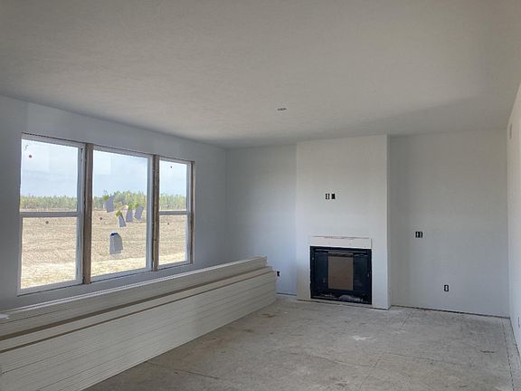 4th image of 5907 Glencroft Ct