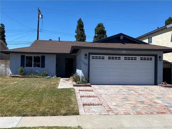 1323 E Fernrock St, Carson, CA 90746