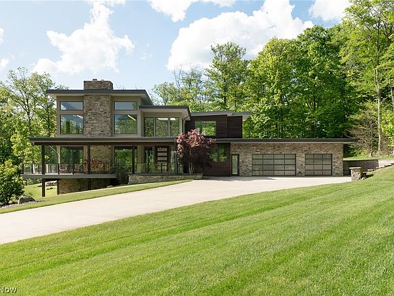 3rd image of 2217 Shade Park Dr