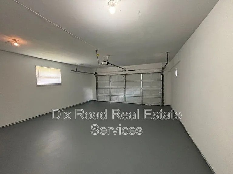 601 Brelsford Ave — Photo 29