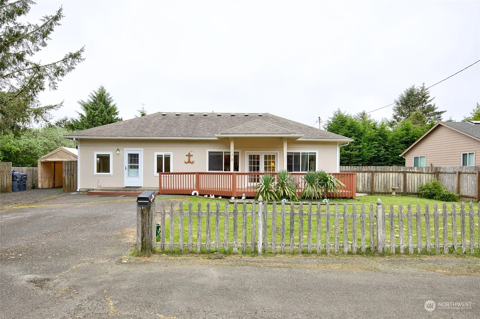 173 Taurus Boulevard SW photo 1