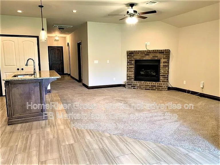 12732 NW 137th St — Photo 3