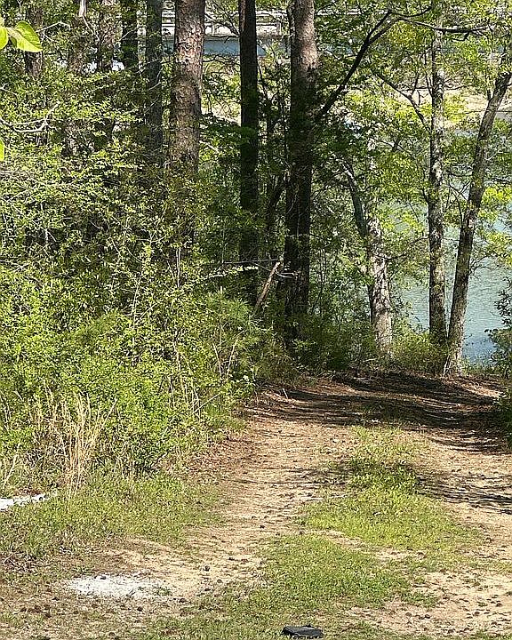 1st image of 186 John Henry Rd