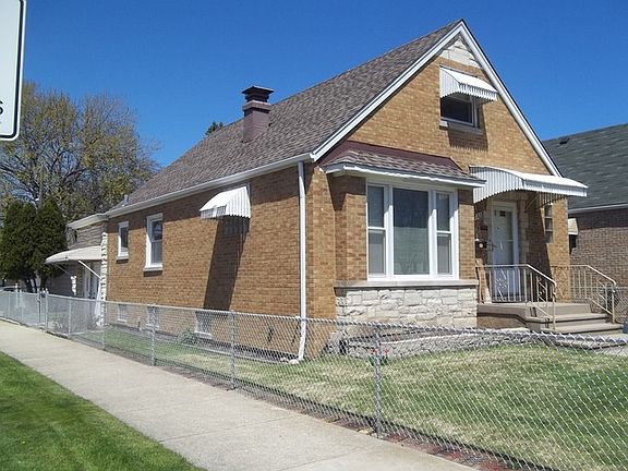 2nd image of 7530 W Forest Preserve Ave