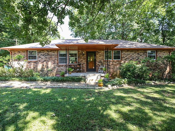 2nd image of 504 Minerva Dr