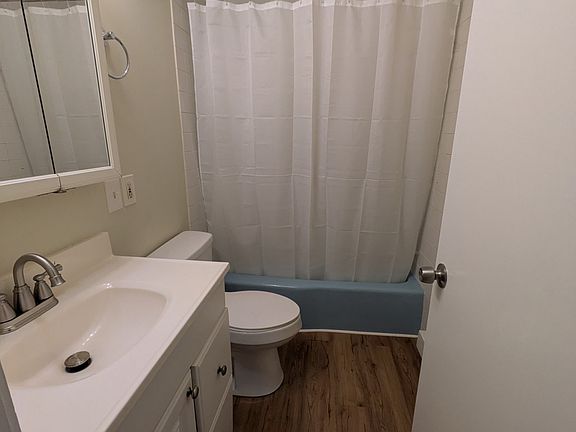 3rd image of 5627 Resort Pike #2