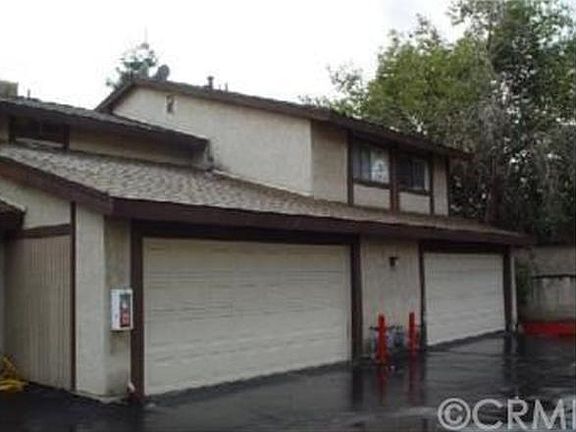 4th image of 2447 Huntington Dr APT 25